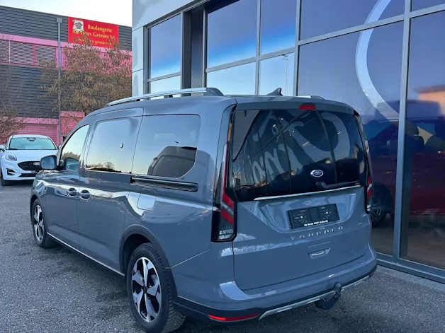 Ford TOURNEO CONNECT Grand 2.0 EcoB Active/122CV/Aut.