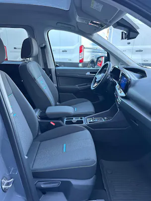 Ford TOURNEO CONNECT Grand 2.0 EcoB Active/122CV/Aut.