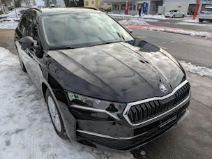 Škoda Octavia Combi 1.5 TSI mHEV DSG Selection