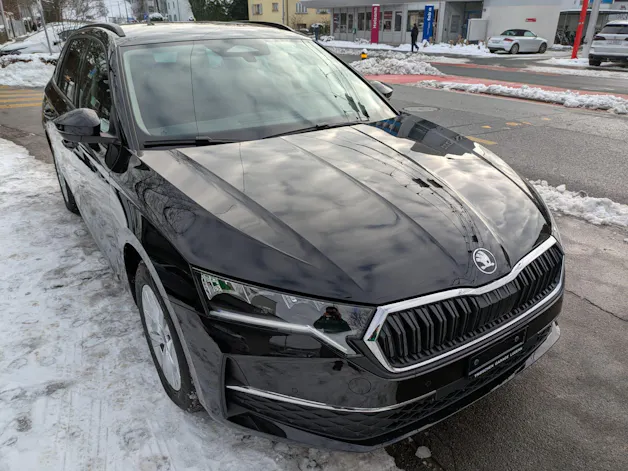 Škoda Octavia Combi 1.5 TSI mHEV DSG Selection