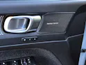 VOLVO XC40 B4 Benzin Mild Hybrid Ultra Dark DCT