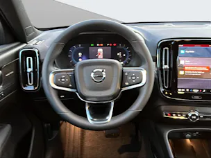 VOLVO XC40 B4 Benzin Mild Hybrid Ultra Dark DCT