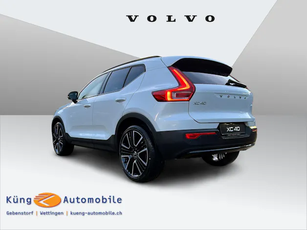 VOLVO XC40 B4 Benzin Mild Hybrid Ultra Dark DCT