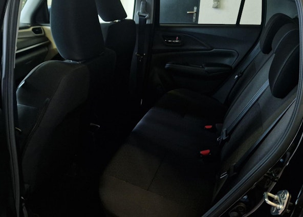 Vehicle image 5 Vehicle image 5