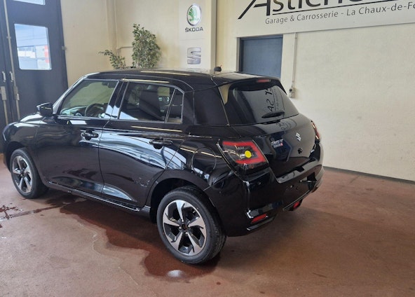 Vehicle image 2 Vehicle image 2