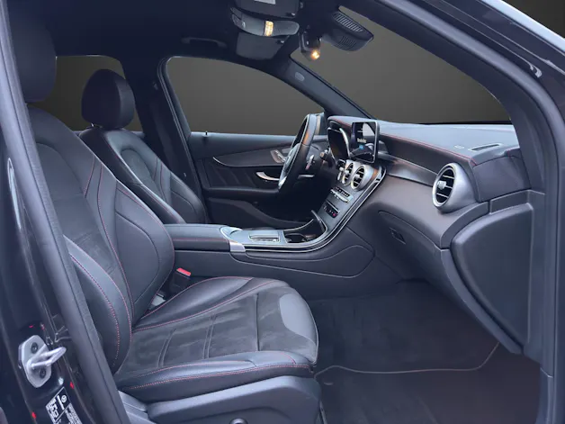 Mercedes-Benz GLC 200 AMG Line Plus 4M