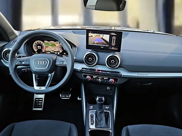 Audi Q2 35 TFSI S line S-tronic Mythosschwarz Metallic