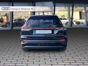 Audi Q4 e-tron 45 Edition Swiss Ski quattro Mythosschwarz Metallic
