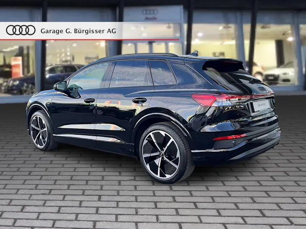 Audi Q4 e-tron 45 Edition Swiss Ski quattro Mythosschwarz Metallic