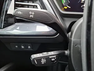 Audi Q4 e-tron 45 Edition Swiss Ski quattro Mythosschwarz Metallic