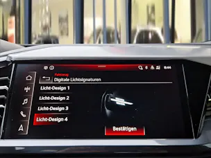 Audi Q4 e-tron 45 Edition Swiss Ski quattro Mythosschwarz Metallic