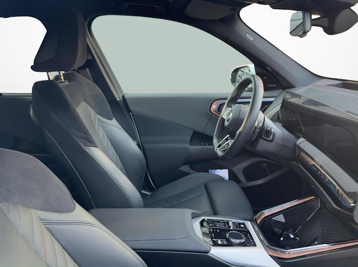 Vehicle image BMW X3