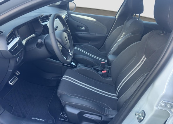 Vehicle image 10 Vehicle image 10