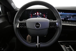 Vehicle image OPEL Astra Sports Tourer 1.6 T PHEV 180 GS