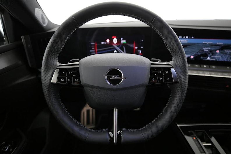 Vehicle image OPEL ASTRA