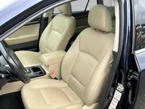 SUBARU OUTBACK 10