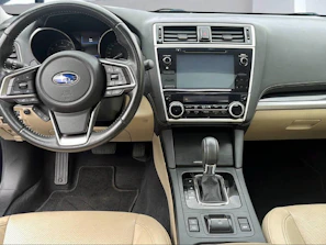 SUBARU OUTBACK 13