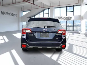 Subaru Outback 2.5i Luxury