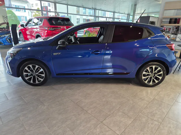 Mitsubishi Colt 1.6 HEV Invite+