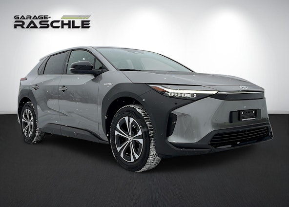 First vehicle image First vehicle image