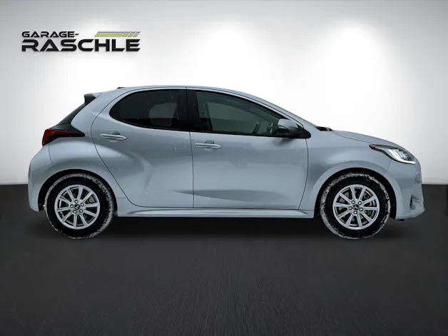 Toyota Yaris 1.5 VVT-i HSD Trend