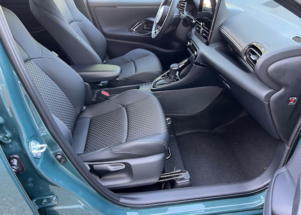 Vehicle image 12 Vehicle image 12