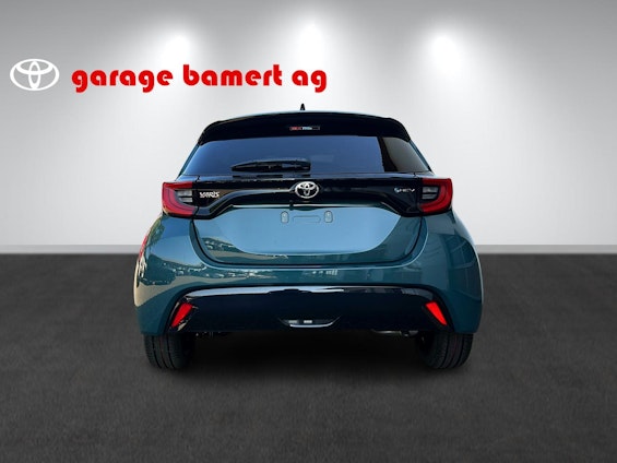 Vehicle image 4 Vehicle image 4