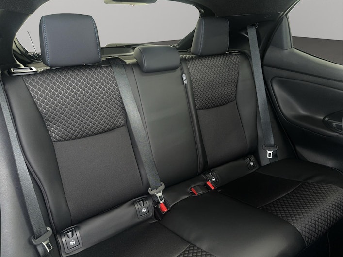 Vehicle image TOYOTA YARIS