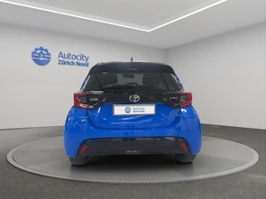 Vehicle image TOYOTA Yaris 1.5 VVT-i HSD Premiere Edition