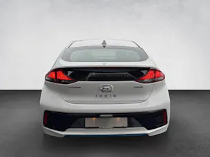 Hyundai Ioniq 1.6 GDi Launch DCT