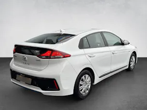 Hyundai Ioniq 1.6 GDi Launch DCT