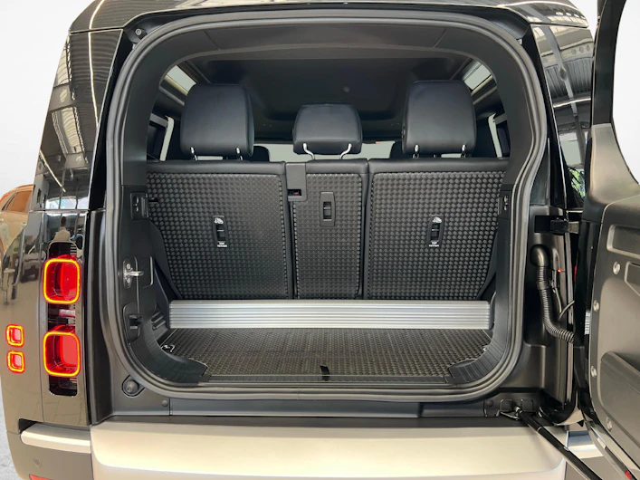 immagine del veicolo LAND ROVER DEFENDER