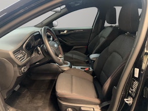 Vehicle image FORD Focus 1.0i EcoB Hybrid 155 ST-Line