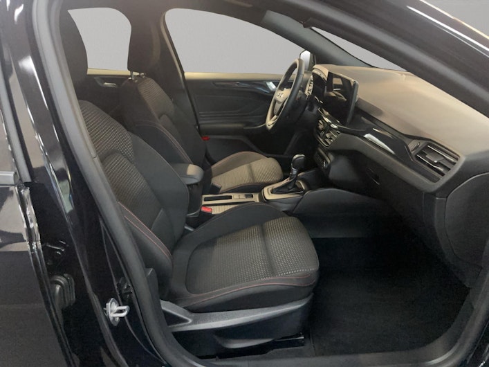 Vehicle image FORD FOCUS