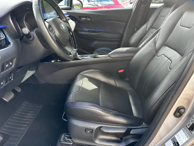 Toyota C-HR 1.8 VVTi HSD First Edition