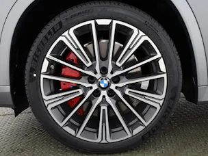 BMW X1 23i xDrive paddles