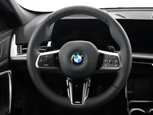 BMW X1 23i xDrive paddles