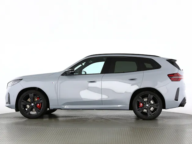 BMW X3 M50i