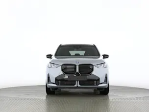 BMW X3 M50i