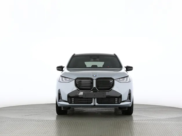 BMW X3 M50i