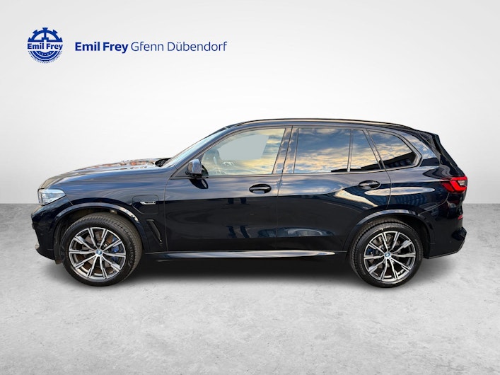 Vehicle image BMW X5