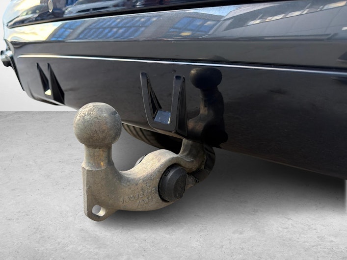 Vehicle image BMW X5