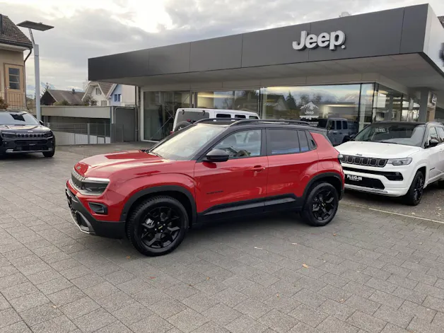 Jeep Avenger 1.2 MHEV Overland 4xe