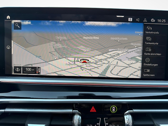 Vehicle image BMW X5