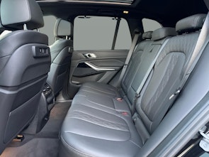 Vehicle image BMW X5 30d xDrive SAG