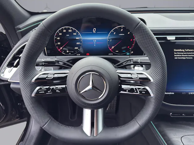 Mercedes-Benz E 220 d AMG Line 4matic