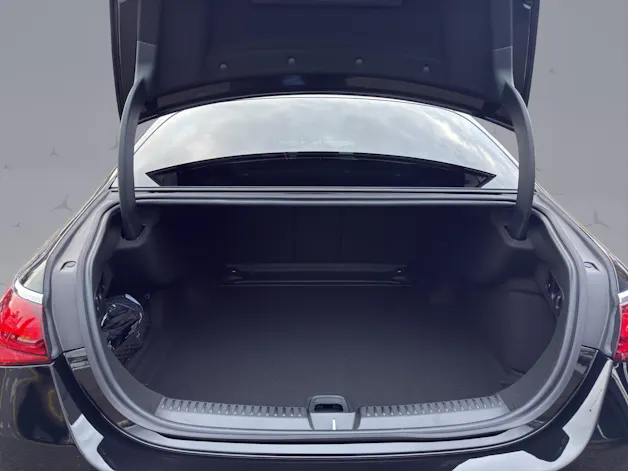Mercedes-Benz E 220 d AMG Line 4matic