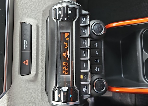 Vehicle image 8 Vehicle image 8