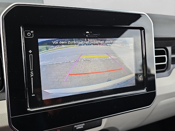 Vehicle image 10 Vehicle image 10