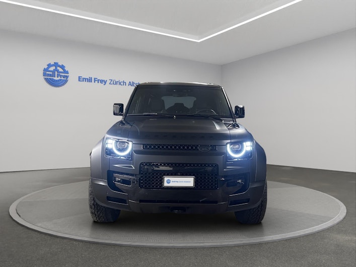 Vehicle image LAND ROVER DEFENDER